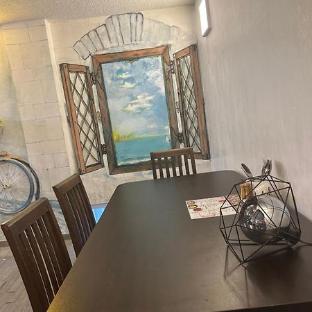 Квартира У Моря С Двумя Балконами Batumi Exterior foto