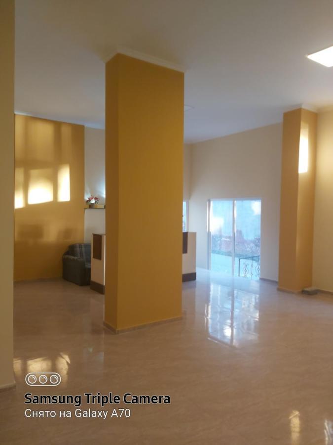 Квартира У Моря С Двумя Балконами Batumi Exterior foto